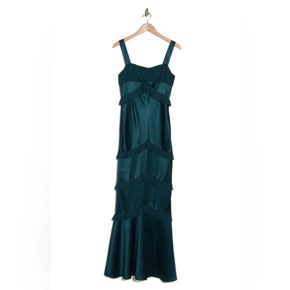 Area Stars Elegant Emerald Green Satin Brigitte Ruffle Tiered Gown - Picture 1 of 7